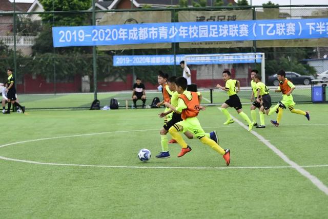拜仁左右为难！迪亚斯遭新月挖角 或送1.5亿美元报价